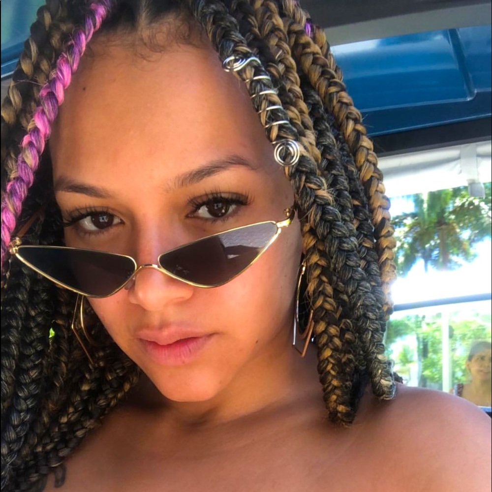 Small trendy cat eye sunglasses